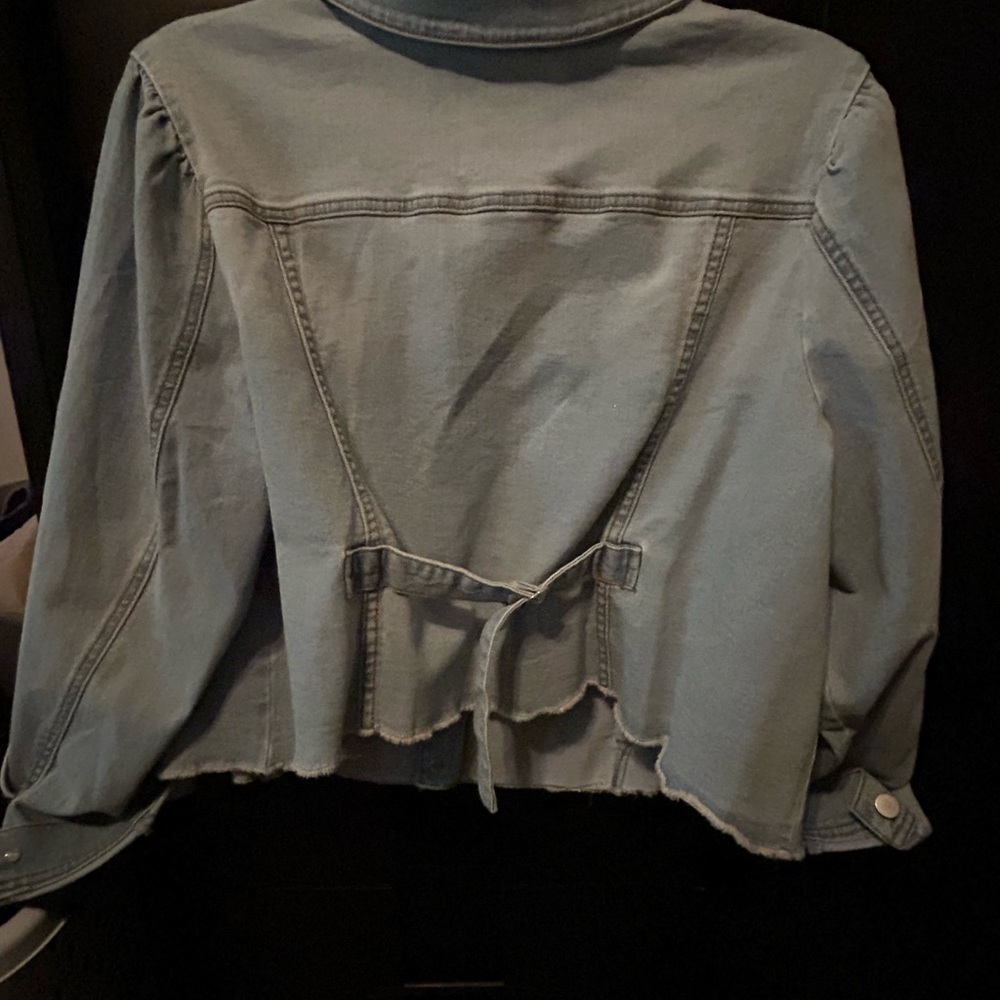 NWOT Cropped Denim Jacket 2X - new /never worn - Picture 8 of 8